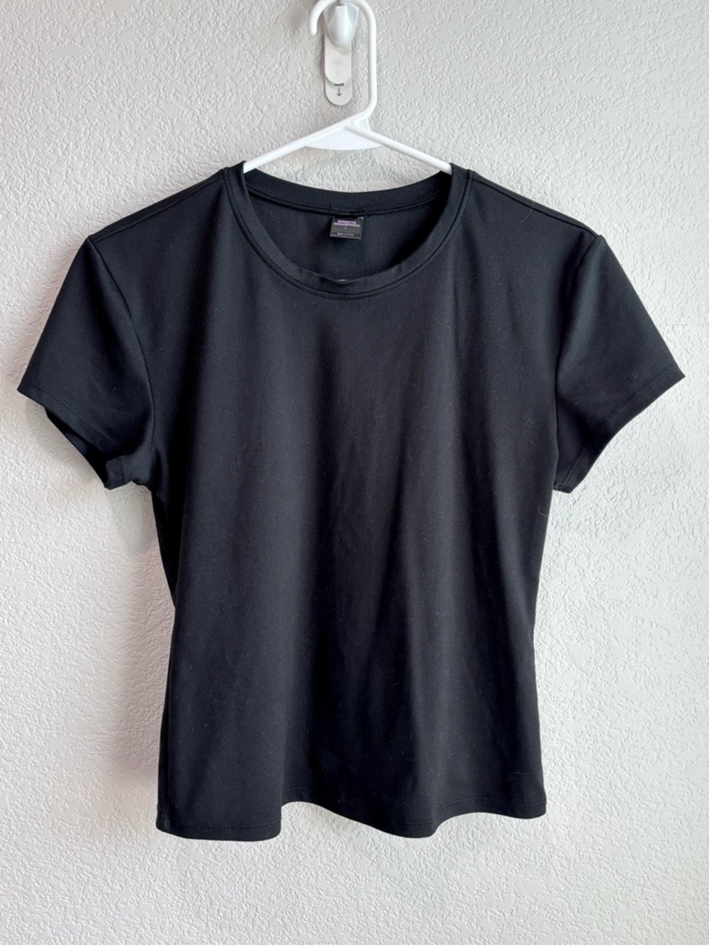 Suzette Collection Black Cropped Short Sleeve Shirt Large